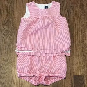 Baby Gap 2pc pint seersucker set